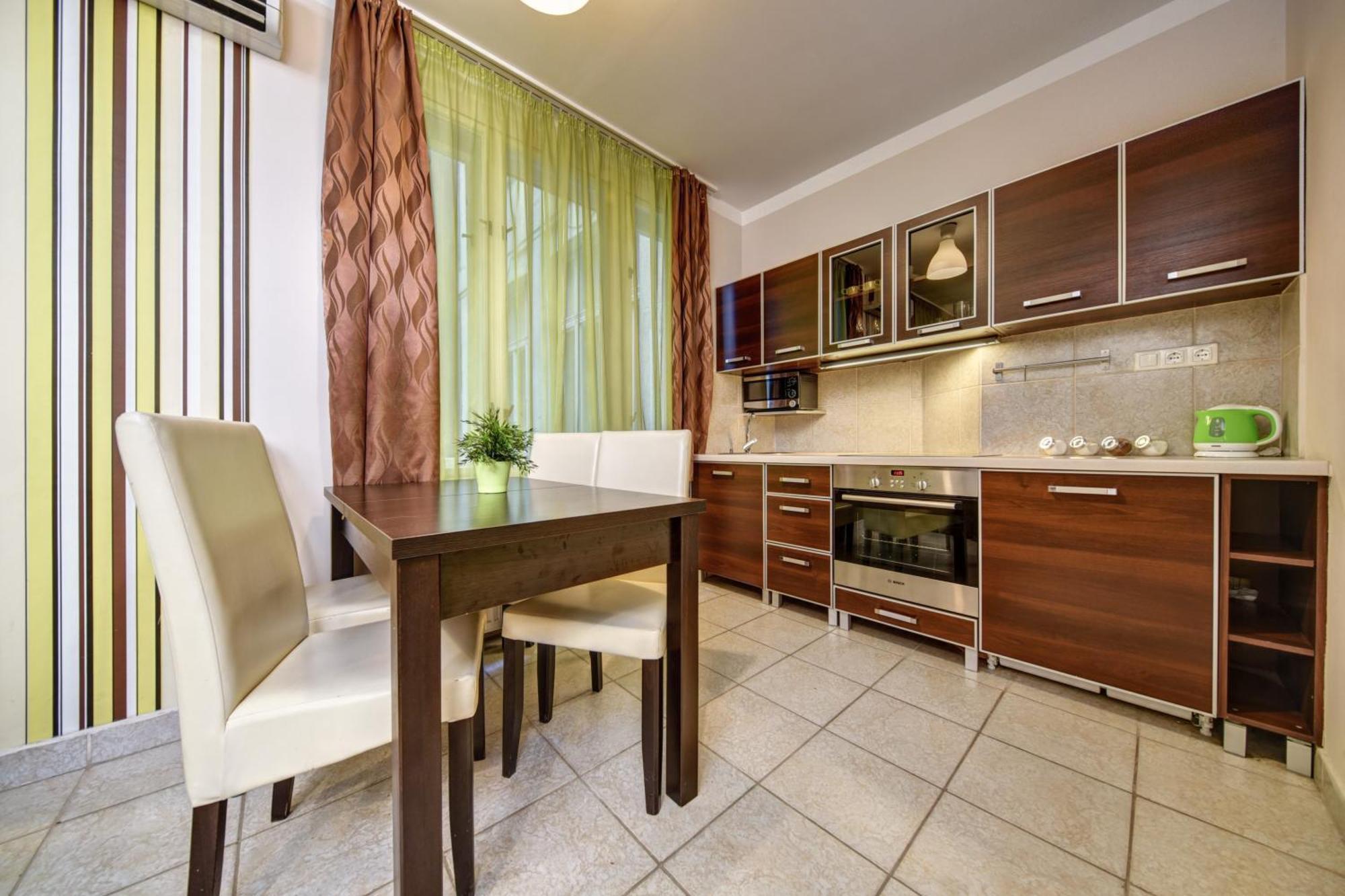 Central Walk Fashionstreet Apartmnts บูดาเปสต์ ภายนอก รูปภาพ